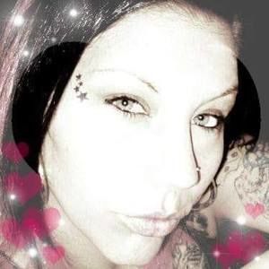 Meet your Posher, Adeline